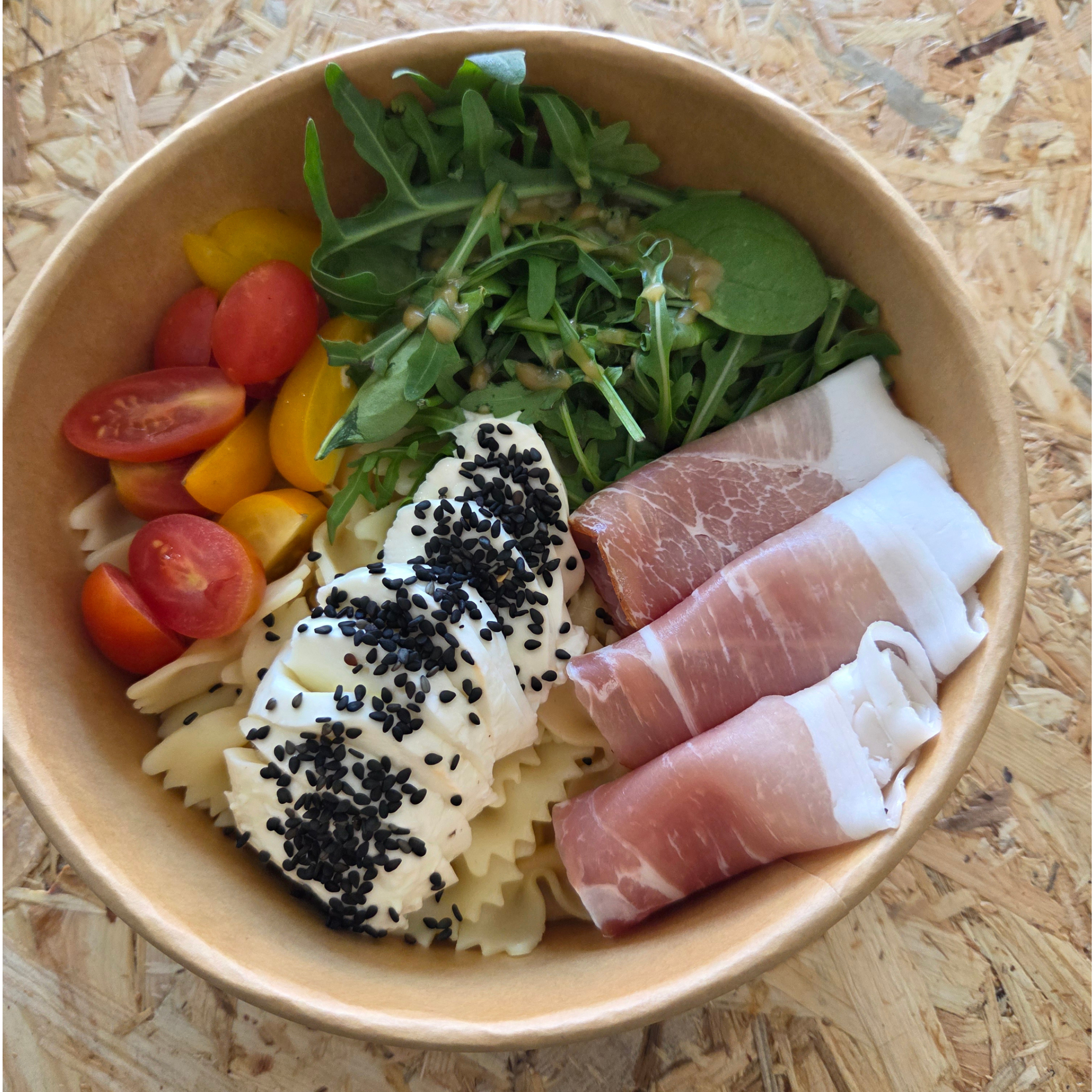 POKE BOWL s parmskou šunkou